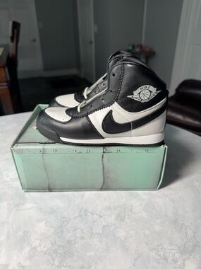 Nike Baby Jordan ‘85 toddler NEW